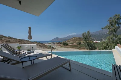 Villa op Kreta met privézwembad bij strand
