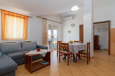 Ferienwohnung mit 2 Schlafzimmer