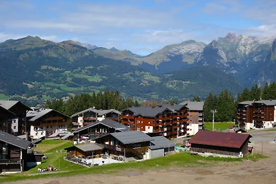 Rustig bergappartement in Morillon