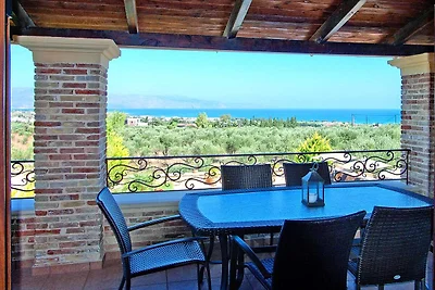 Villa cretese vicino alla spiaggia per 10