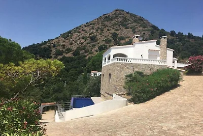 Vakantiehuis in Roses met zwembad