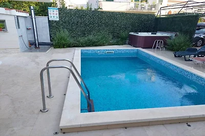 Kastel Stafilic Comfortable Apartments - Thre...