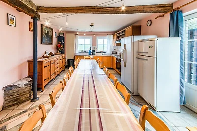 Schöner Bauernhof in Brisy mit Sauna