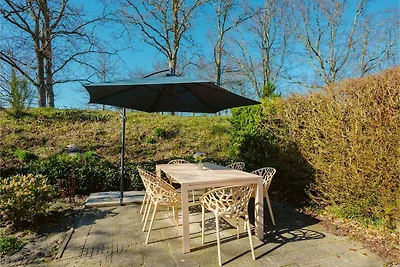 Holiday bungalow with a nice light appearance...