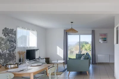 Haus in Frankreich in der Nähe des Strandes P...