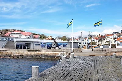 4 persone case ad LYSEKIL-By Traum