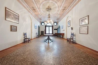 Modernes Ferienhaus in Romano mit Garten