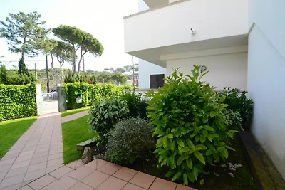 Appartamento per quattro persone con giardino