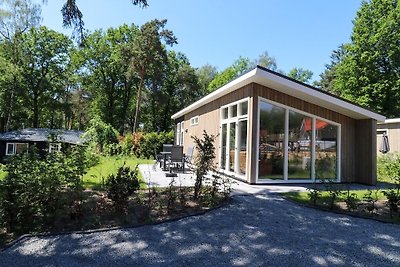 Modern chalet met airco, gelegen aan...