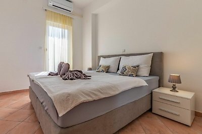 Verführerische Wohnung in Banjole in der Nähe...