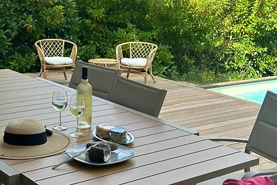 Bella casa bifamiliare con piscina privata