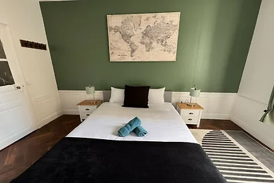 Verfijnd appartement met binnenplaats in La...