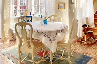 4 persone case ad VIMMERBY-By Traum