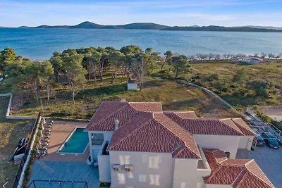 Villa Carolus in Vodice