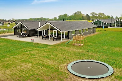 18 Personen Ferienhaus in Bogense