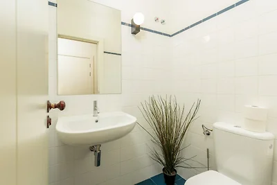 Apartment in Porto with balcony
