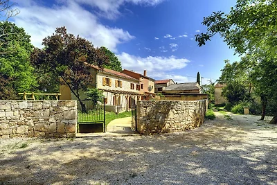 Villa met privé zwembad in centraal Istrië
