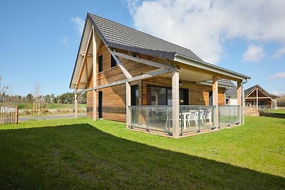 Geräumige Ferienwohnung mit Garten