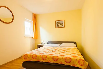 Cozy Apartments in Zadar with Sea and Mountai...
