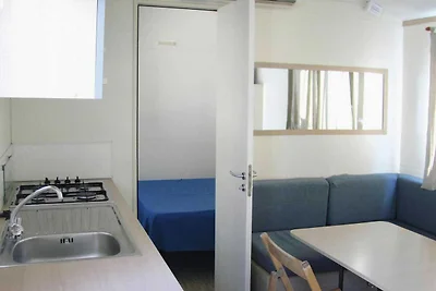 Casa mobile presso il campeggio Toscolano a T...