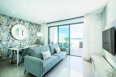 Appartamento ad Armação con piscina...