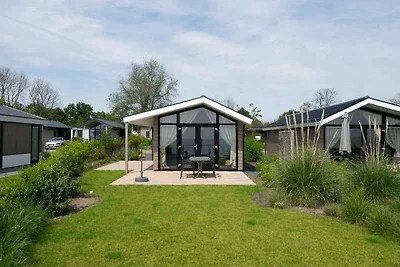 Modern chalet met afwasmachine bij het...