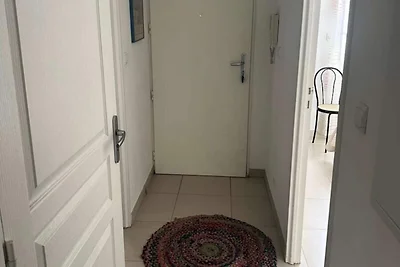 Apartment in Six-Fours in Strandnähe