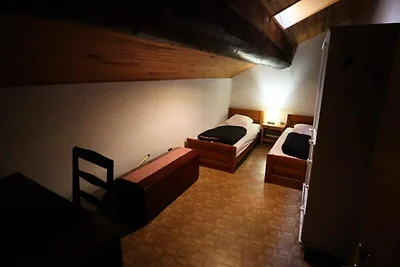 Ferienwohnung in den Alpen mit Skiraum