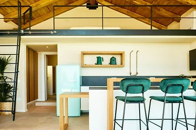 Villa mit privatem Pool und Meerblick