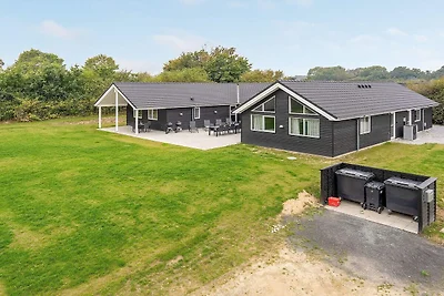 Luxuriöses Strandhaus für 20 Personen