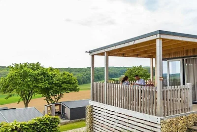 Ferienhaus in Gulpen mit Terrasse