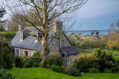 Haus in Plougrescant