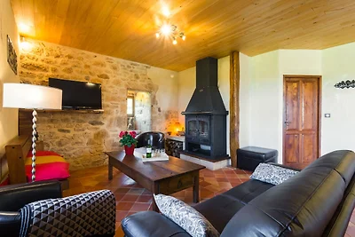 Ruhiges Ferienhaus mit Pool