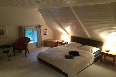 Vakantiehuis in Midlum met zwembad