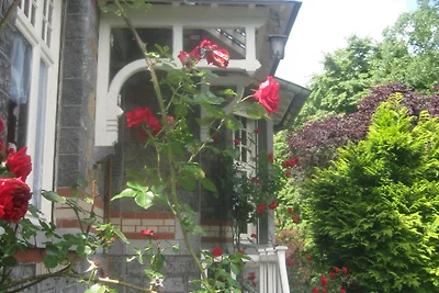 Atemberaubendes Ferienhaus in Hamoir mit nahe...