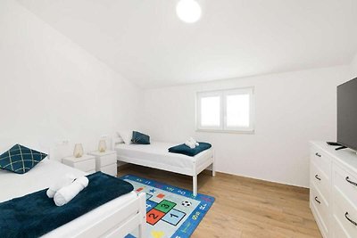 Apartments Mistral - Three Bedroom Apartment ...