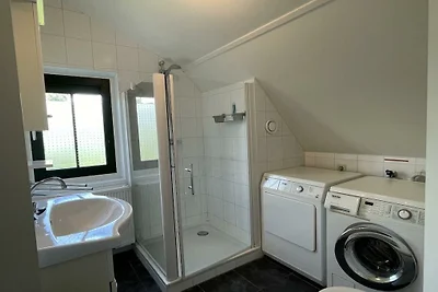 Ferienhaus in Schoorl mit Terrasse