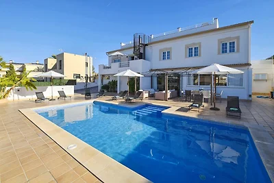 Villa mit Meerblick und privatem Pool bei...