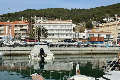 Appartement in Estartit vlakbij zandstrand