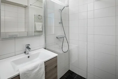 Neu gestyltes Apartment mit Geschirrspüler am...