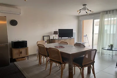 Modernes Apartment in Vias für 6 Gäste