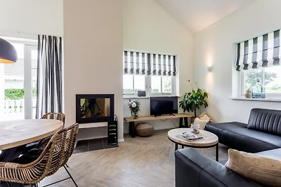 Bungalow nahe Küste und Wald