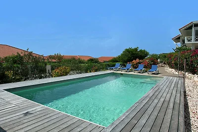 Luxuriöses Appartement in Jan Thiel mit Pool