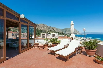 Casa con terrazza sul mare all'Addaura
