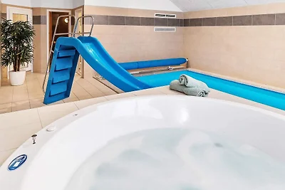 18 Personen Ferienhaus in Hasselberg