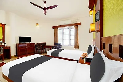 Super Collezione O Viyyur Thrissur