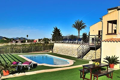 Haus in der Nähe von Muro mit Pool und Grill...