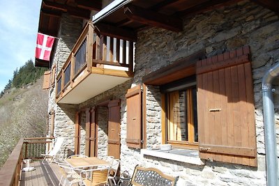 Beautiful Chalet in Champagny-en-Vanoise with...
