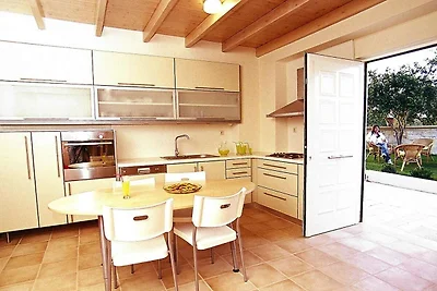 Moderna casa per le vacanze nel Residence Rod...