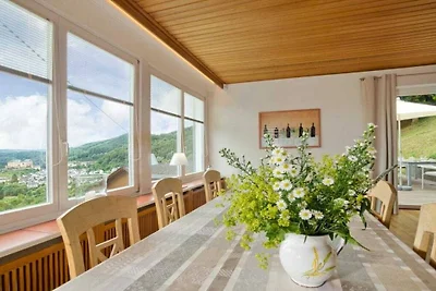 Ferienhaus in Malberg mit Schwimmbecken